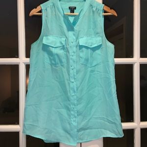 Button up sleeveless blouse